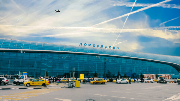 Туристы смогут забрать заказ из интернет-магазина в Домодедово