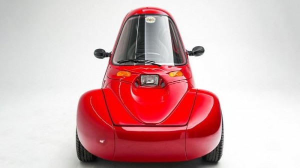Редкий коллекционный автомобиль Corbin Sparrow продали всего за 660 000 рублей