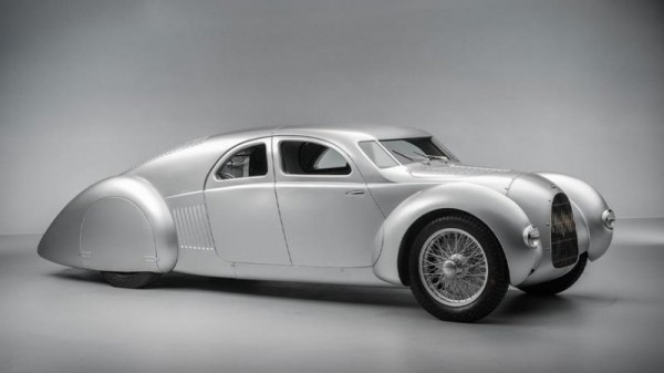 Audi возродила суперкар из 1930-х, которого никогда не было