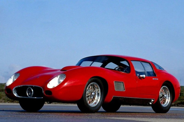 Итальянка Maserati 450S Costin-Zagato впечатляет формами